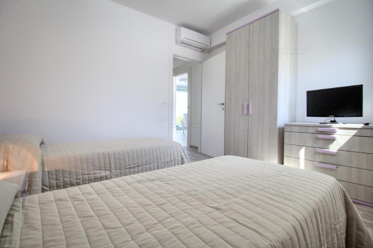 Jacuzzi Holiday Homes By Lovesud Santa Maria di Leuca Exteriör bild