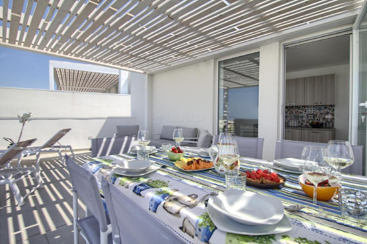 Jacuzzi Holiday Homes By Lovesud Santa Maria di Leuca Exteriör bild